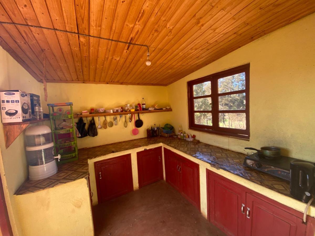 Chambre d'hôtes du lycée Picot de Clorivière dont les Revenues financent l'éducation des élèves Antsirabe Exterior foto